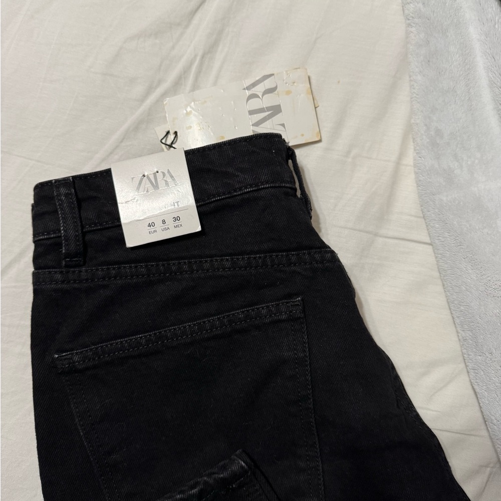 Zara Women's Black Straight Leg Jeans